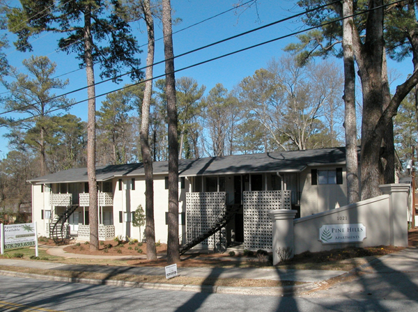 pine-hills-apartments-2